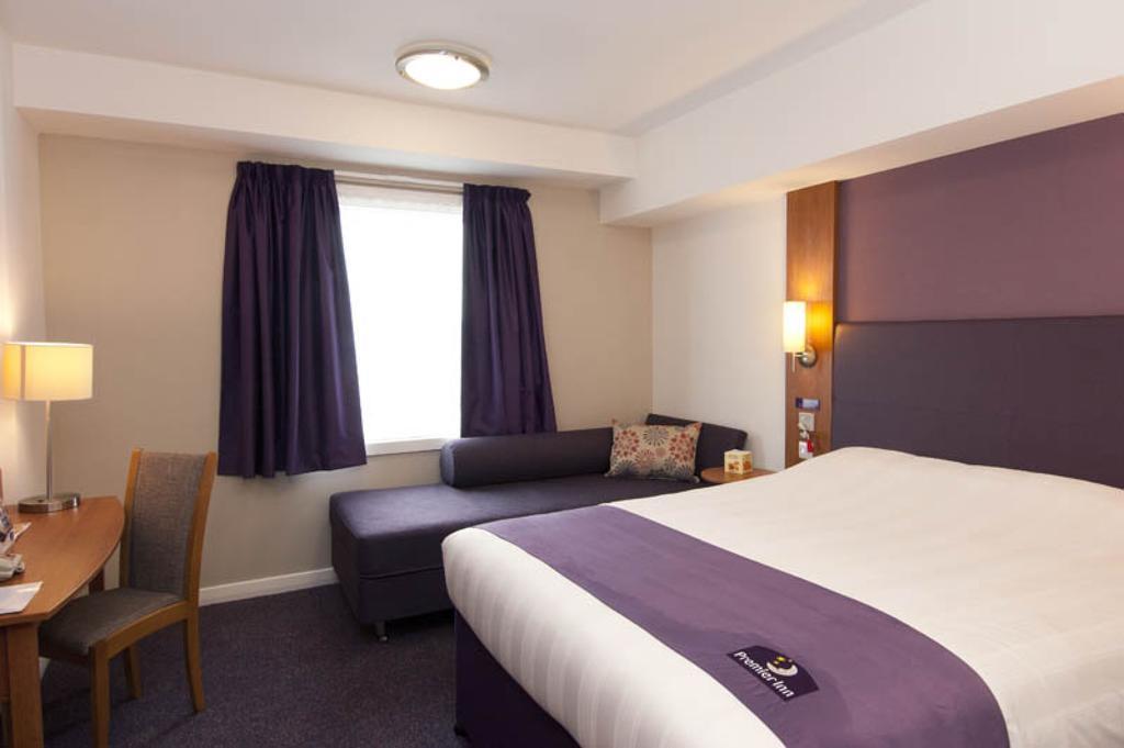 Premier Inn Birmingham Nec/Airport 비켄힐 객실 사진