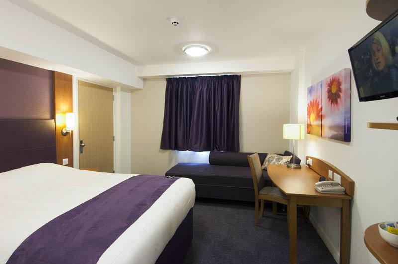 Premier Inn Birmingham Nec/Airport 비켄힐 외부 사진